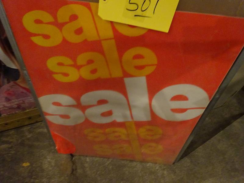 lot 501 image: Sale Sign, Chalk Board, Bulletin Board