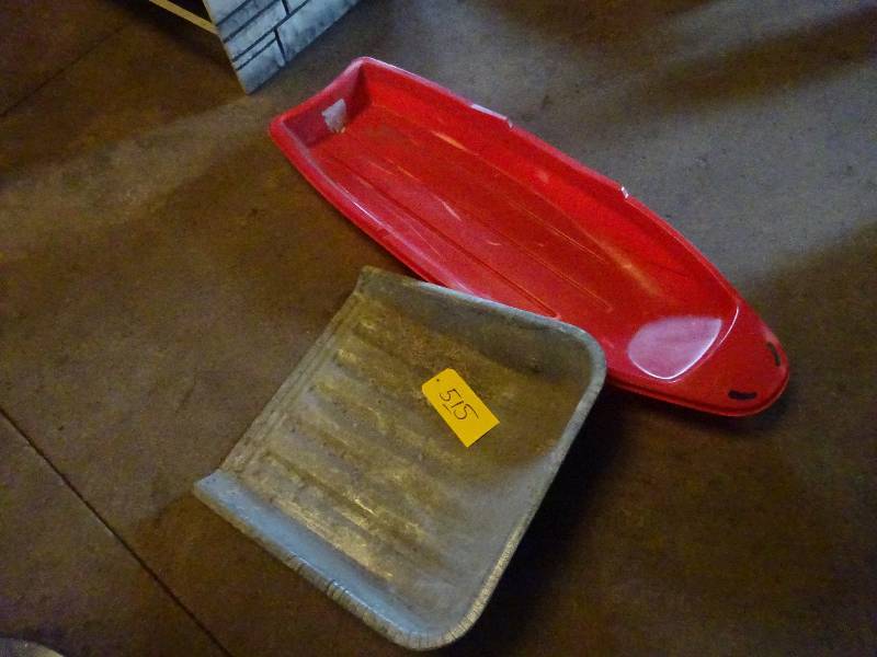 lot 515 image: Sno-scoop, sled
