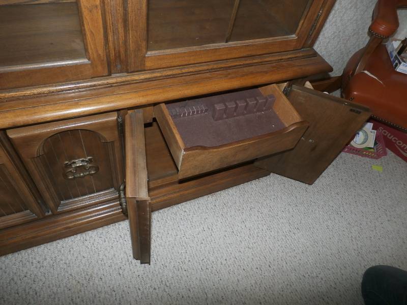 Hutch with curved glass.