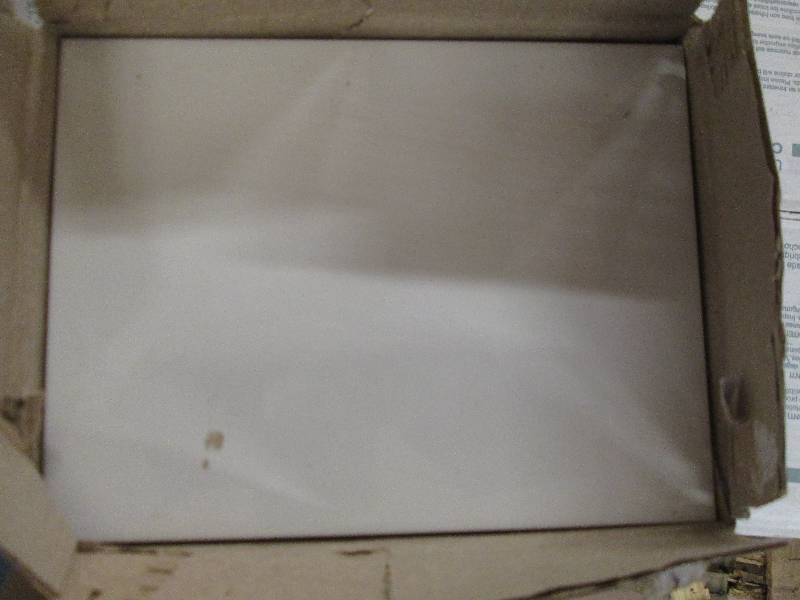 4 packages of 6x8 wall tile 9sqft...