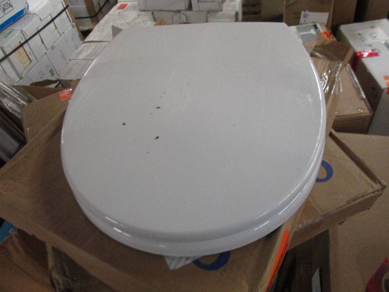 2 toilet seats TOTO soft close seat...