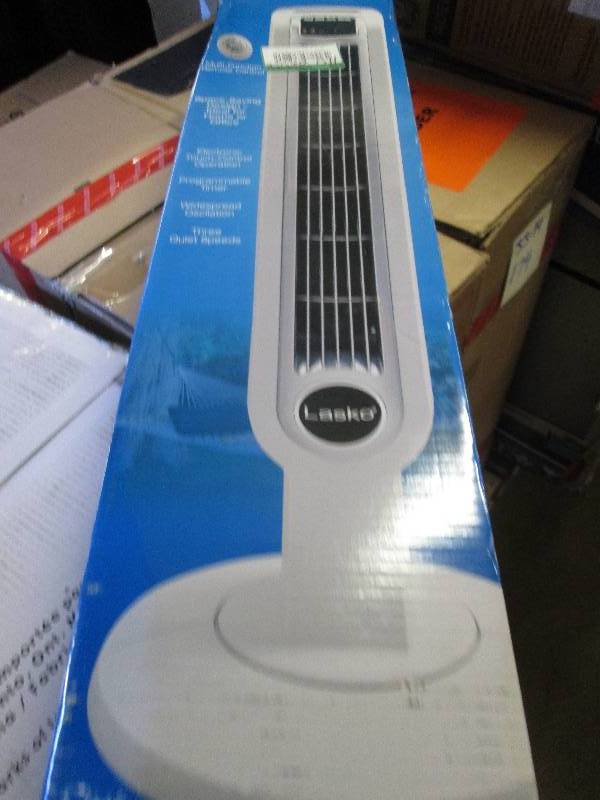 lasko 36 tower fan tested and work...