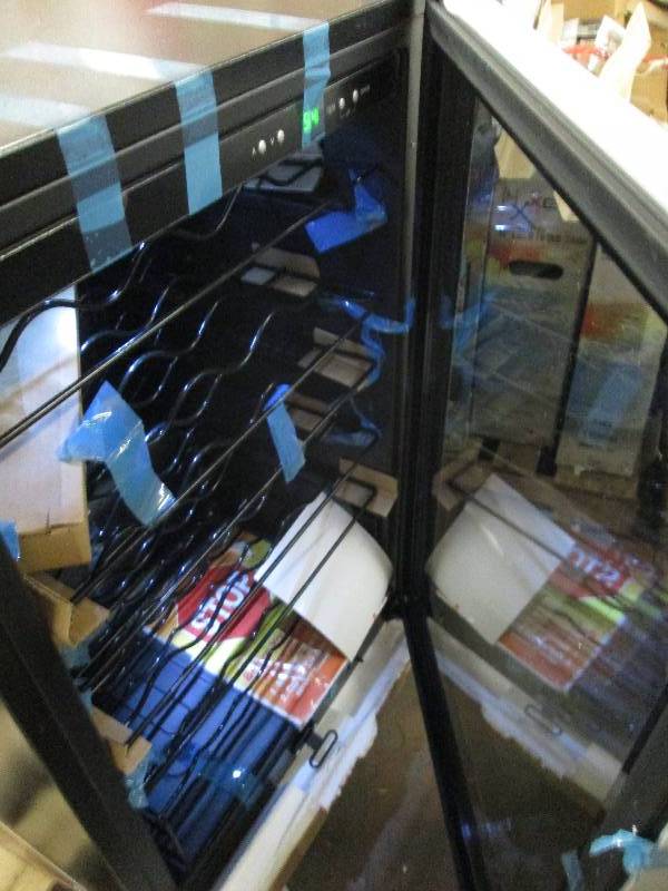 Frigidaire 42 bottle wine cooler te...