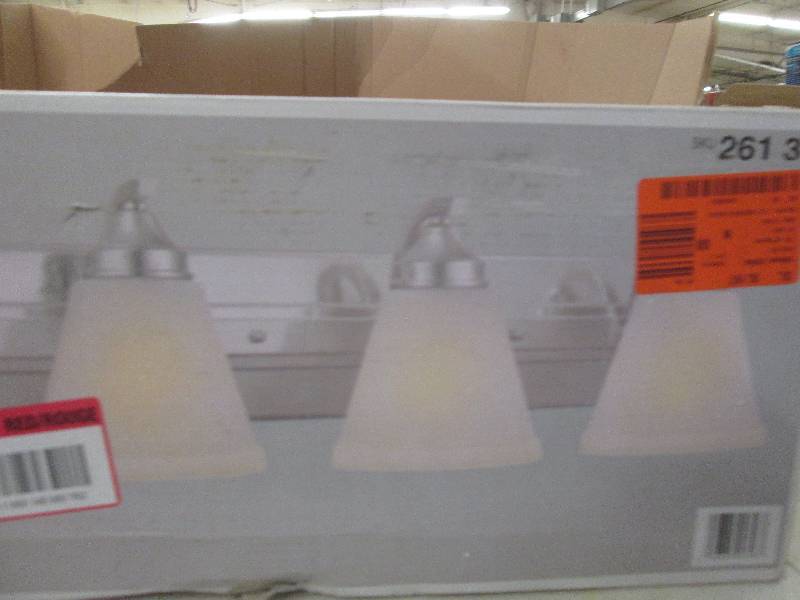 Hampton Bay bath bar light fixture ...