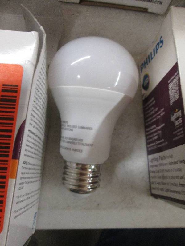 2 philips 14.5 watt replaces 100 wa...