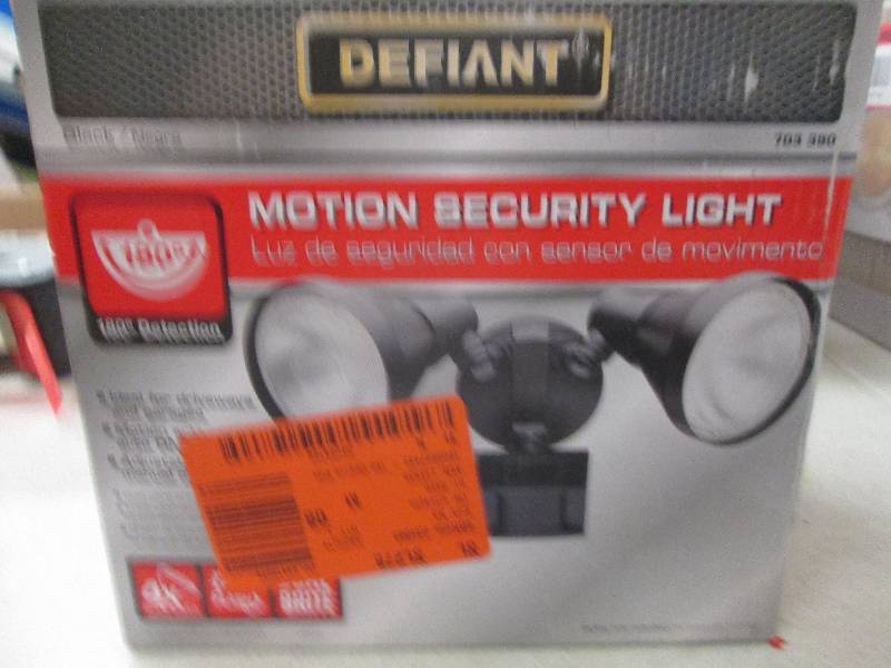 Defiant motion security light open ...