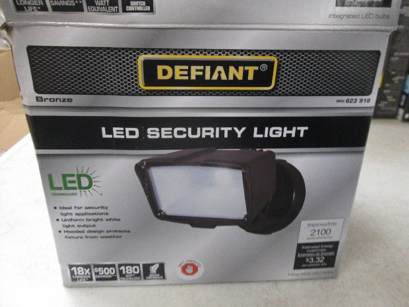 Defiant LED security light open box...