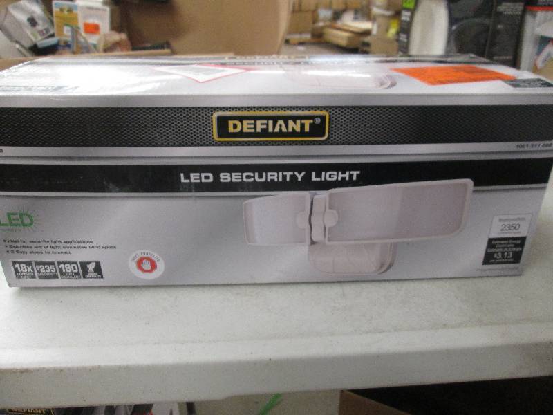 Defiant LED security light open box...
