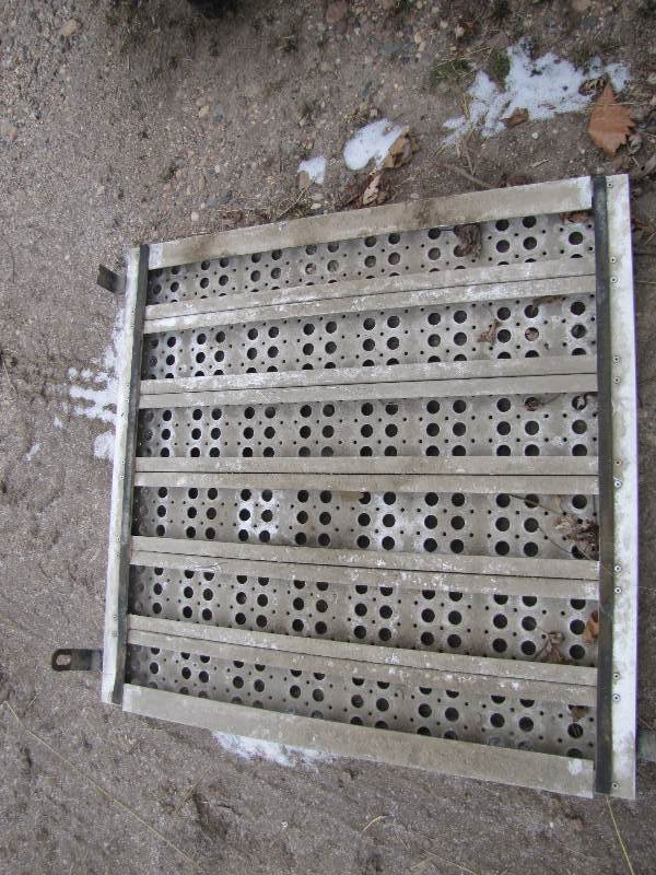 Semi Tractor  Trailer Step  platform