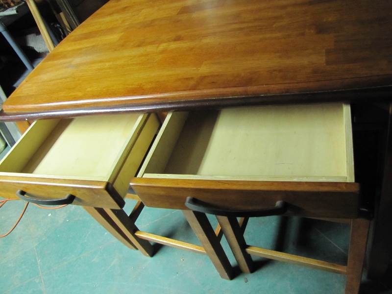 Bar Table & 4 Stools