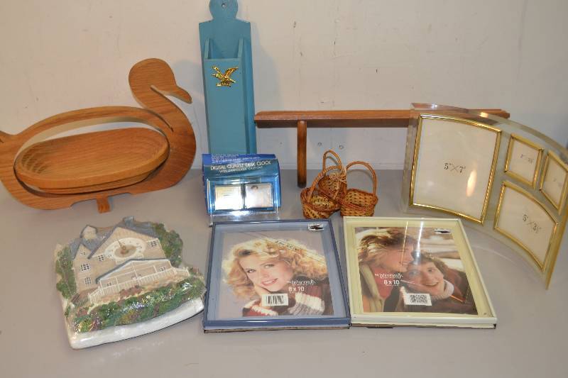 lot 101 image: Home Decor