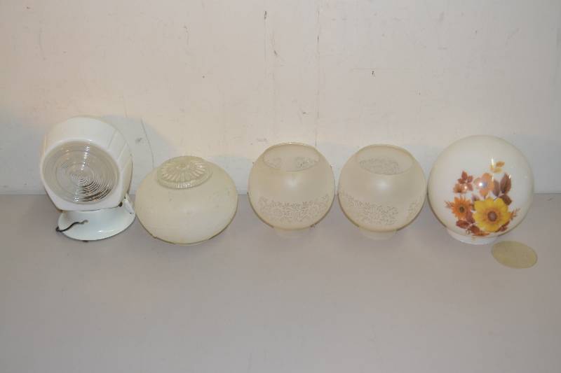 lot 120 image: Glass Shades
