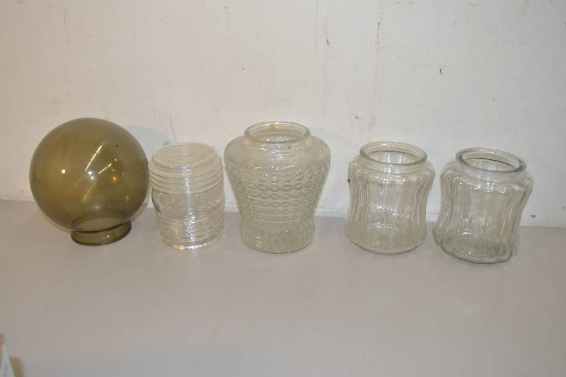 lot 121 image: Glass Shades