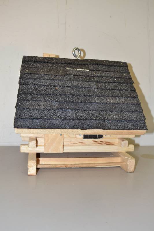 lot 157 image: Bird Feeder