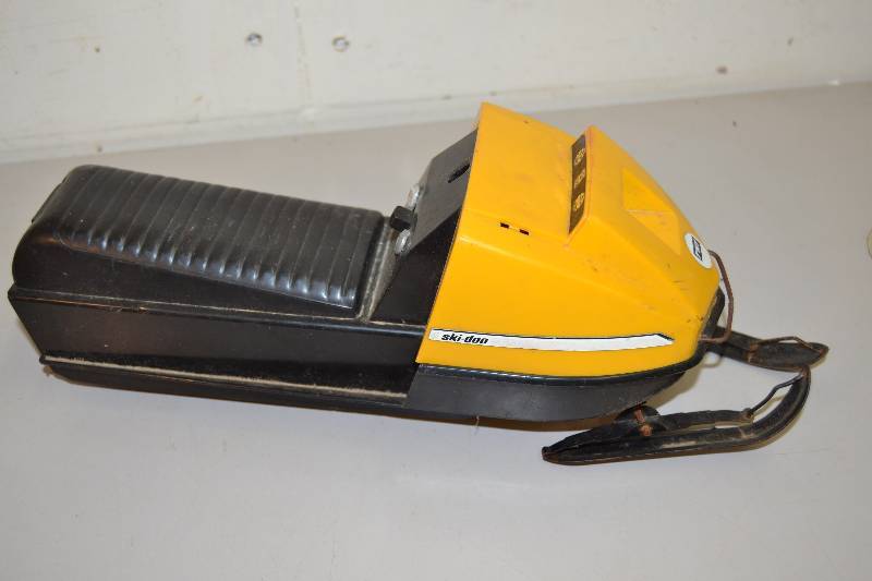 lot 161 image: Ski-doo toy snowmobile.