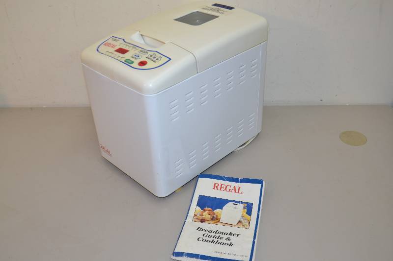 lot 185 image: Regal Bread Maker