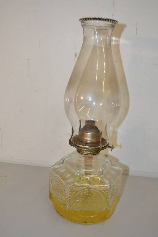 lot 7 image: Kerosene Lamp