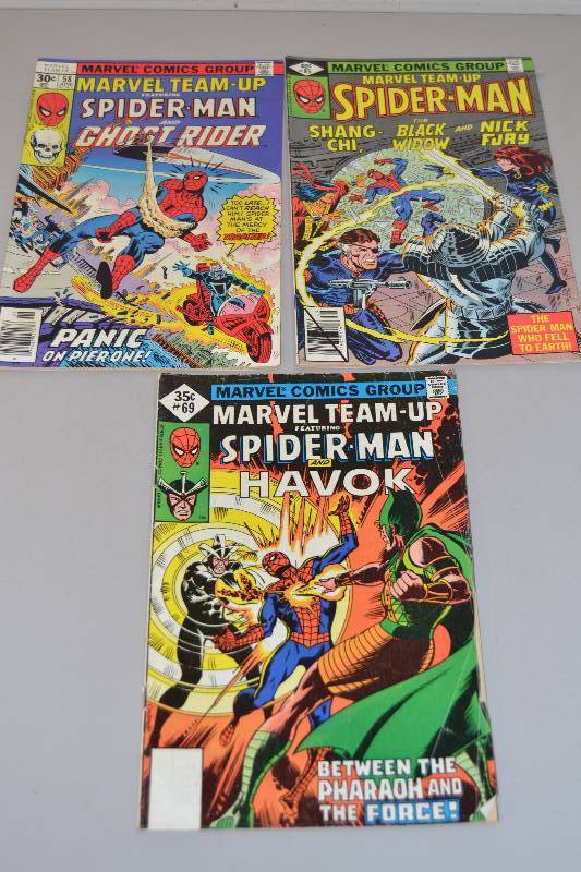 lot 78 image: Vintage Comic Books