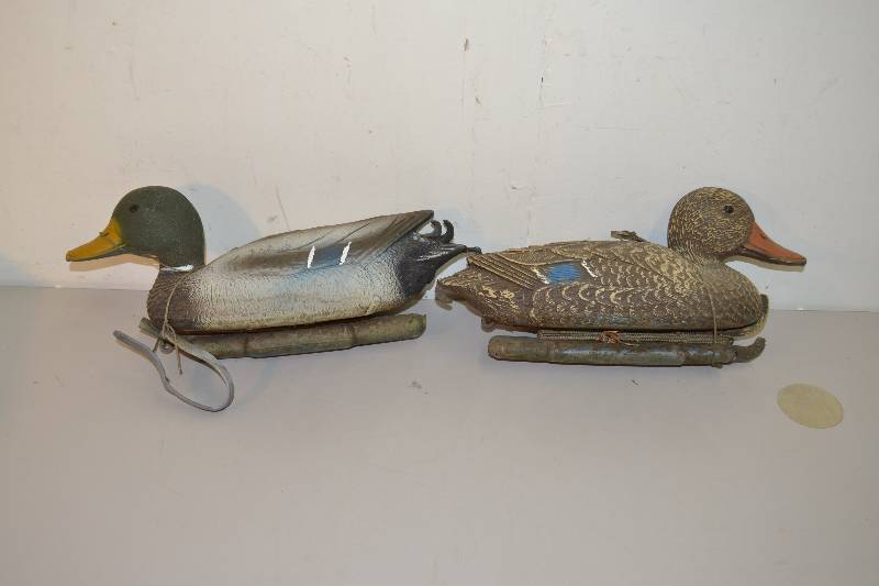 lot 12 image: Duck Decoys