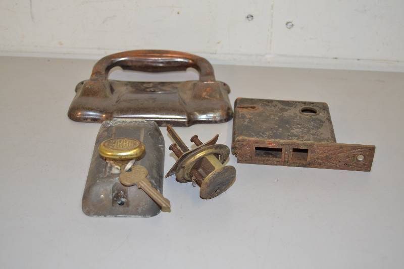 lot 66 image: Vintage locks