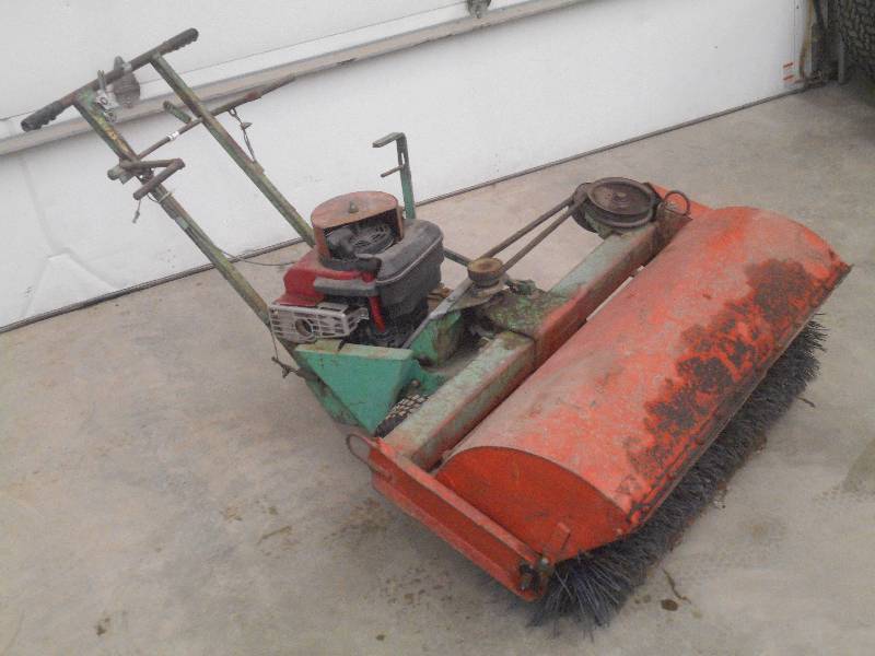 lot 1 image: Gas-Powered 36 Walk-Behind Sweeper...