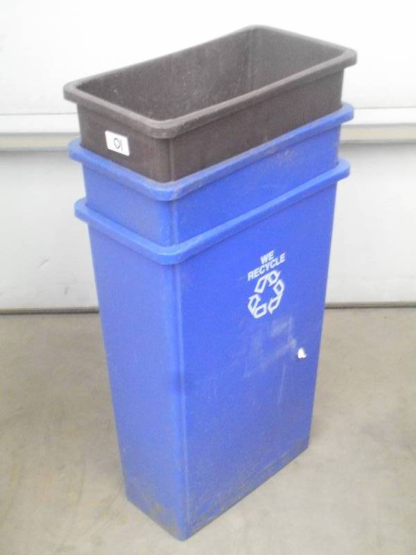 lot 10 image: (1) Trash & (2) Recycle Bins ...