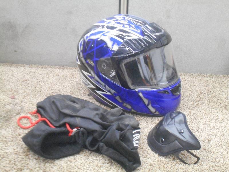 lot 42 image: ZOX Size XXXL Snowmobile Helmet ...