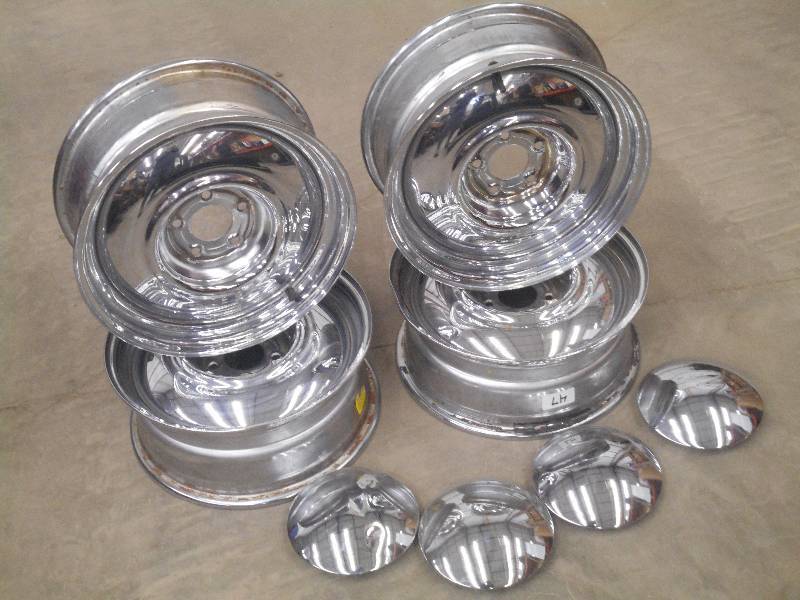 lot 47 image: (4) 5-Lug 16x6.5 Wheels---(1) Is De...