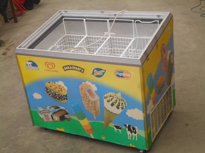 lot 86 image: Caravell 10.9 CuFt NSF-Certified Ro...