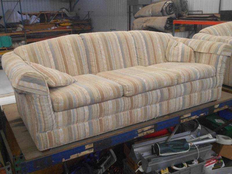 lot 91 image: Sofa Set 3-Seater Sofa With Matchi...