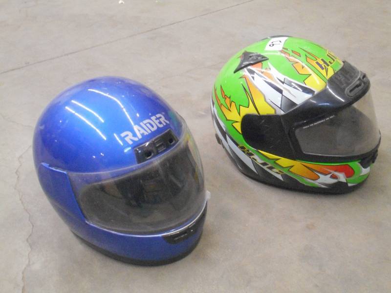 lot 93 image: (2) Size XL Snowmobile Helmets ...