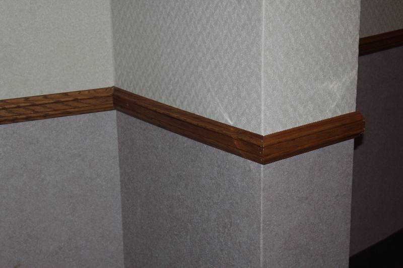 lot 2356 image: Base Board & Chair Rail Moulding