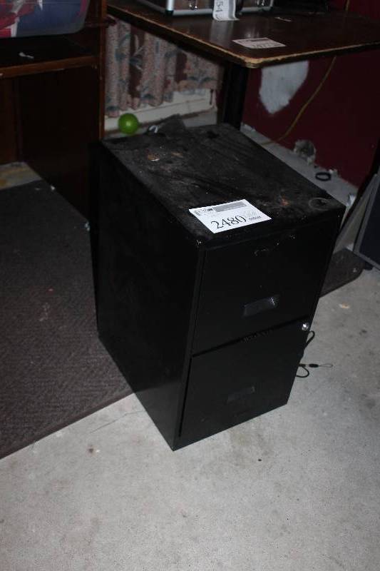 lot 2480 image: 2-Drawer File Cabinet
