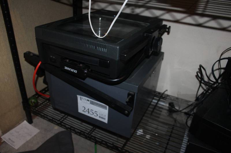 lot 2455 image: Lot of (2) Projectors