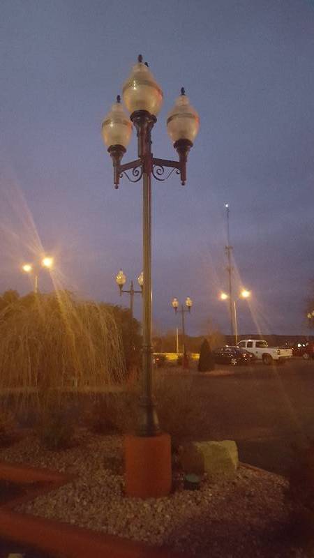 lot 2492 image: Lot of (5) Four Globe LED Parking Lot Lamps