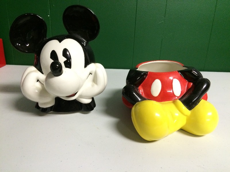 Sold at Auction: .Alarm Clock Mickey Mouse Cookie Time Cookie Jar