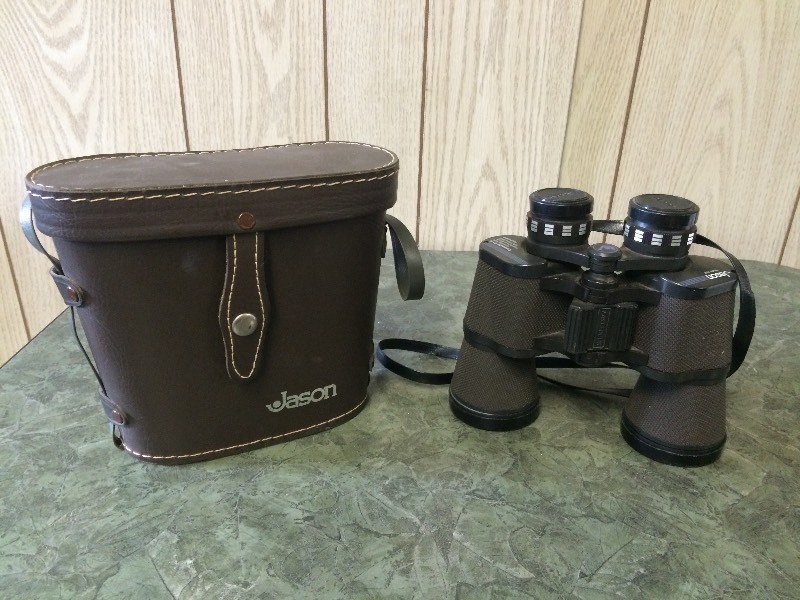 lot 31 image: JASON BINNOCULARS WITH CASE