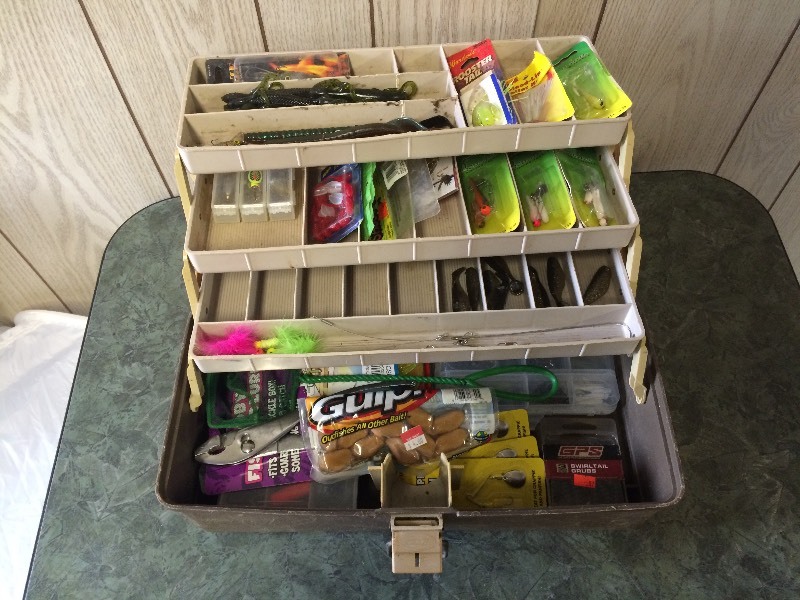 lot 37 image: PLANO FISHING TACKLE BOX WITH CONTENTS