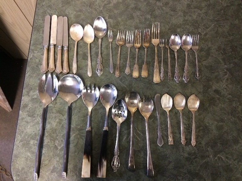 lot 80 image: MISC FLATWARE & SERVING PIECES