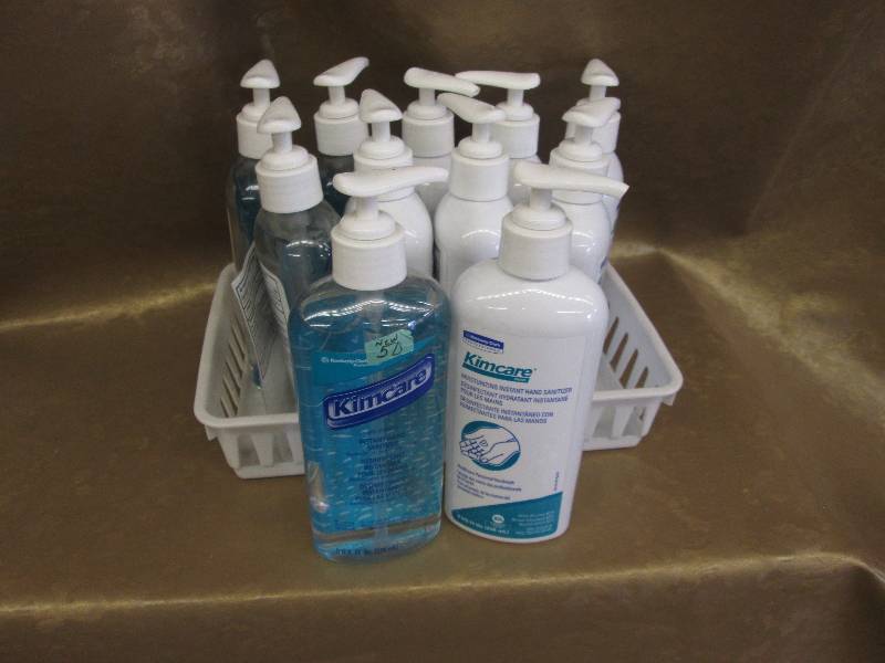 lot 38 image: Lot of 11 Hand Sanitizer...