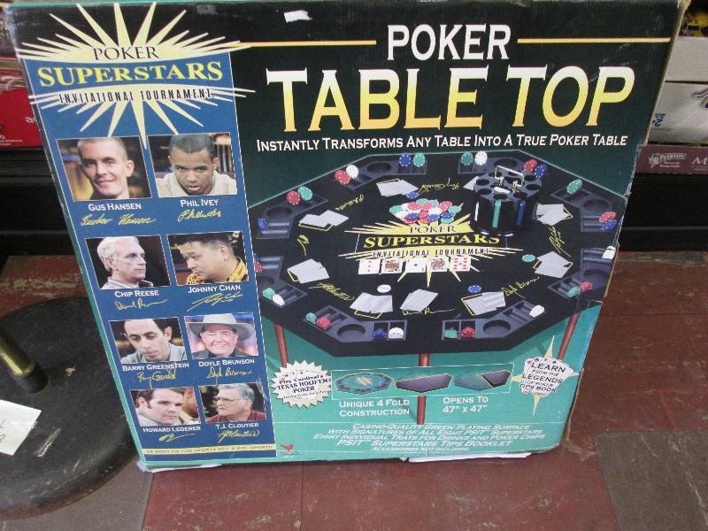 lot 44 image: Table Top Poker Set...