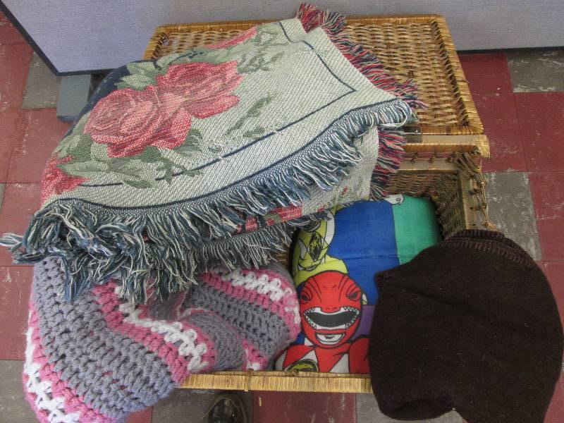 lot 70 image: Lot of 4 Blankets...