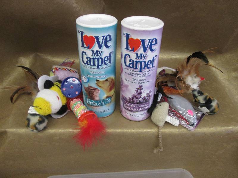 lot 87 image: 2 Love My Carpet Deodorizers, Cat...