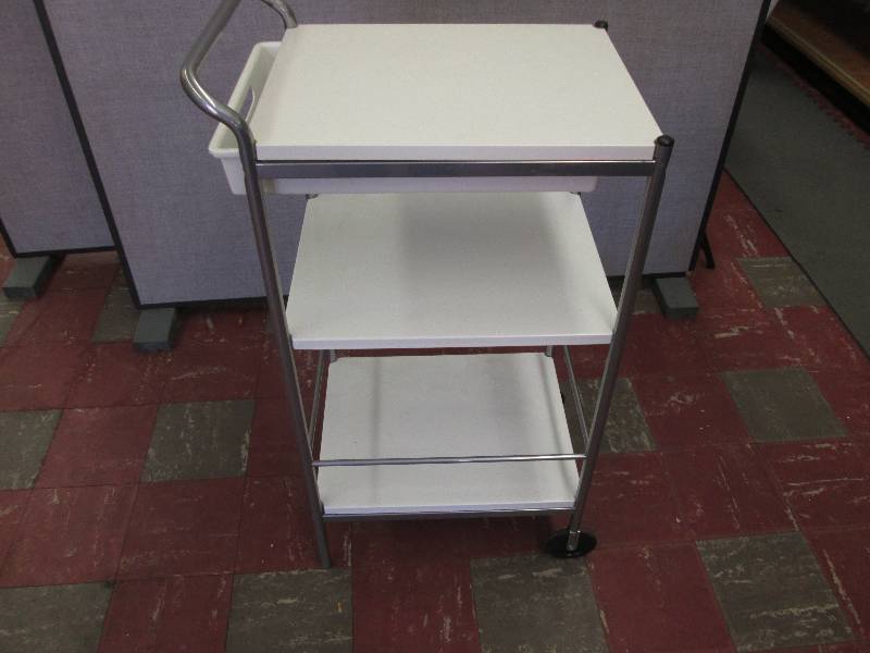 lot 95 image: 2 Wheeled Utility Cart with pullout...