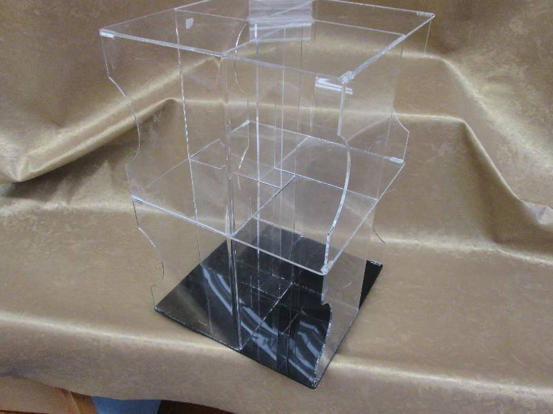 lot 128 image: Plexiglass Display Case...