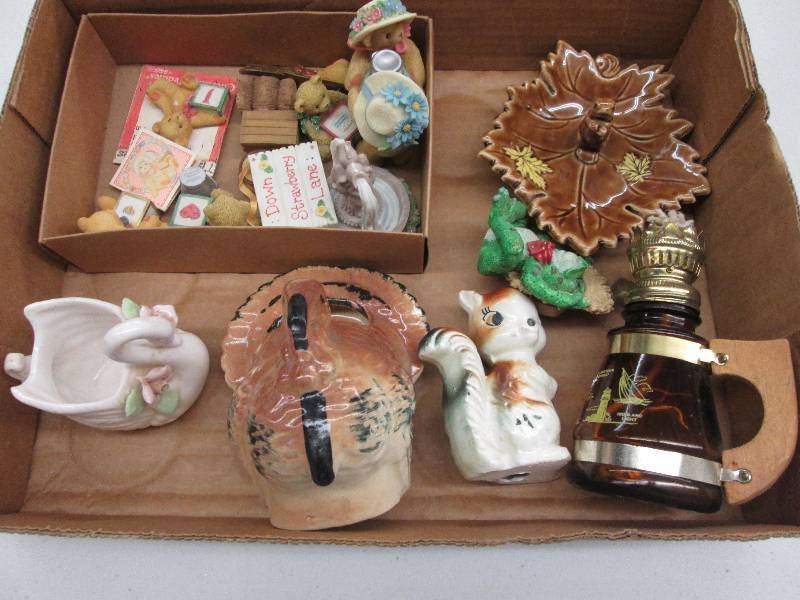 lot 168 image: Assorted Dcor including Cherished...