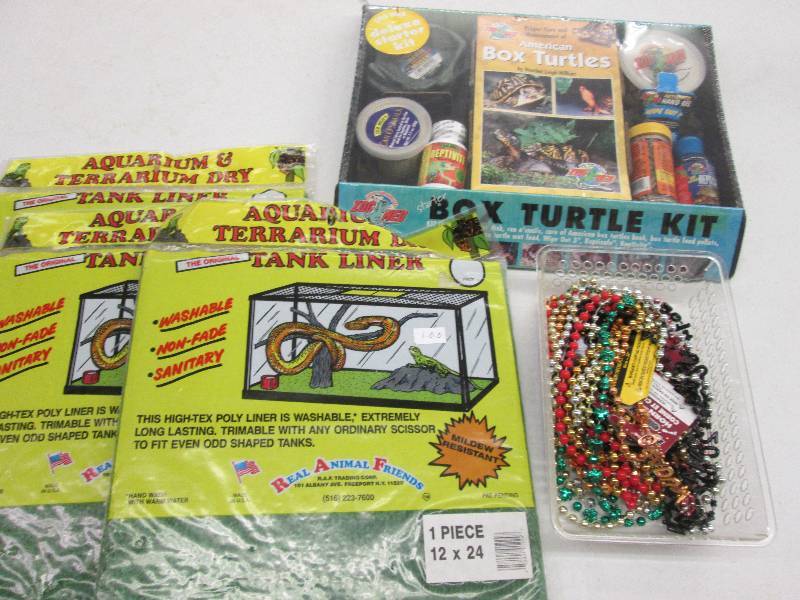 lot 184 image: Box Turtle Kit, Aquarium Tank Liner...
