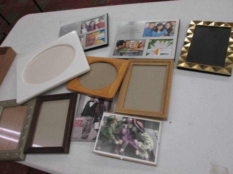 lot 193 image: Large Lot of Assorted Photo Frames...