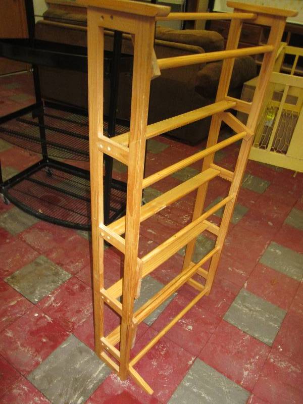 lot 207 image: Wood rack...