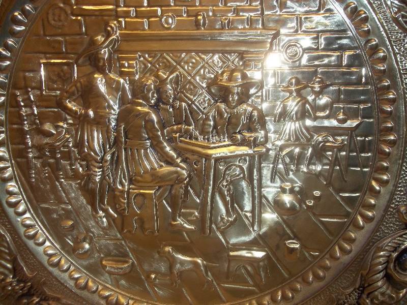 Round Metal Wall Hanging